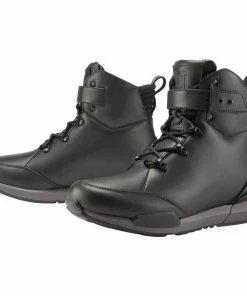 Boots And Footwear Icon One Thousand Varial Boots